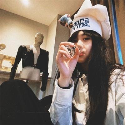 在远处永远守候着你